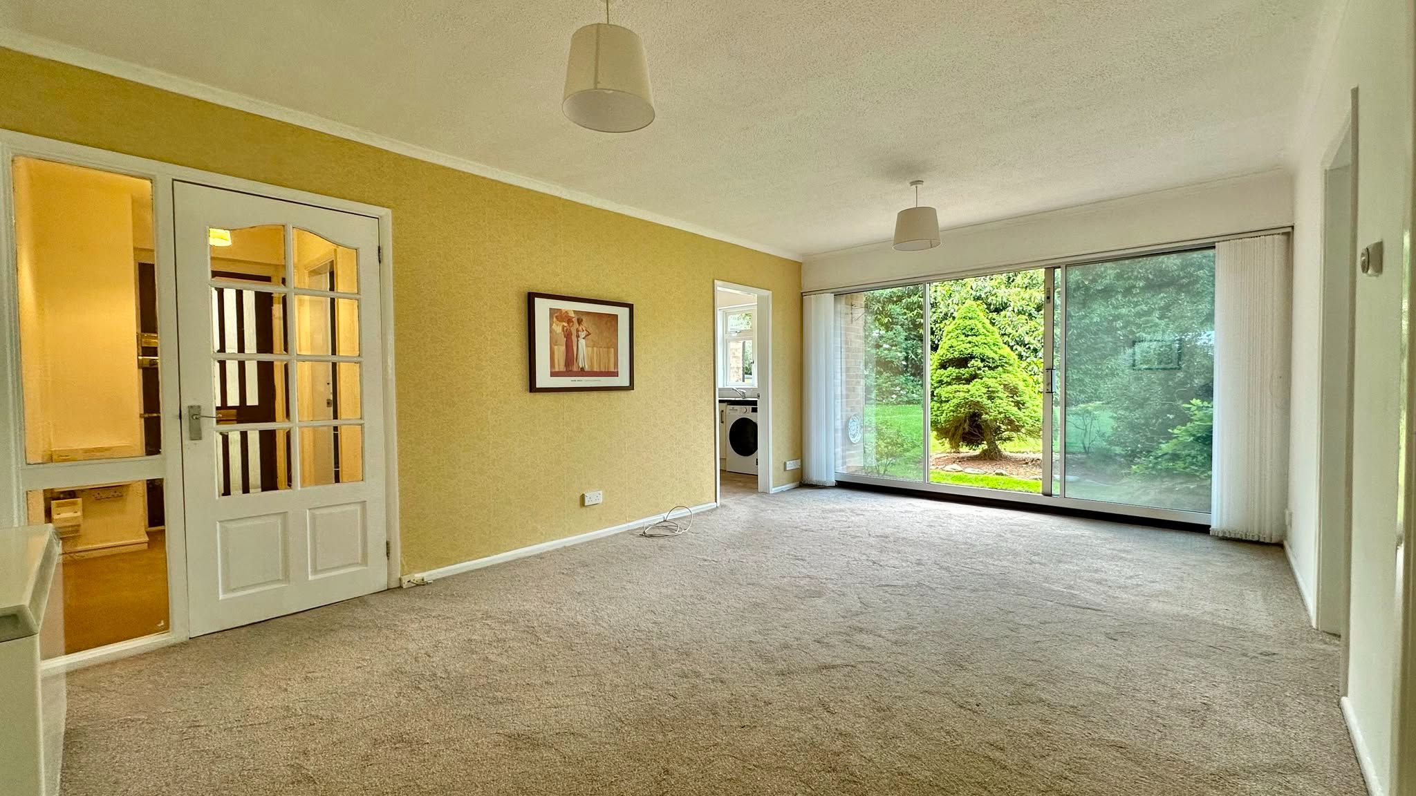 2 bedroom apartment flat/apartment For Sale in Coventry - Property photograph.