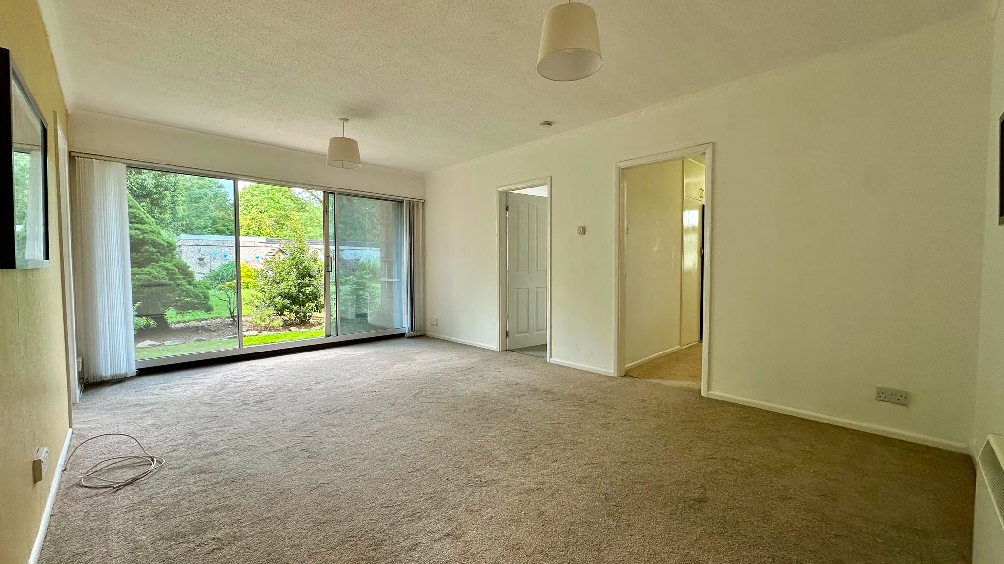 2 bedroom apartment flat/apartment For Sale in Coventry - Photograph 5.