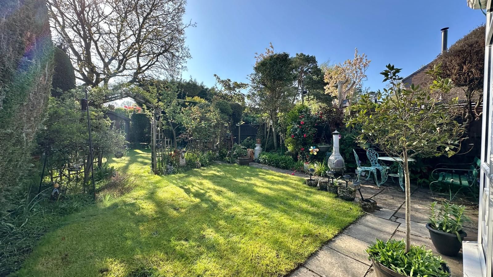 3 bedroom detached house For Sale in Coventry - Photograph 20.