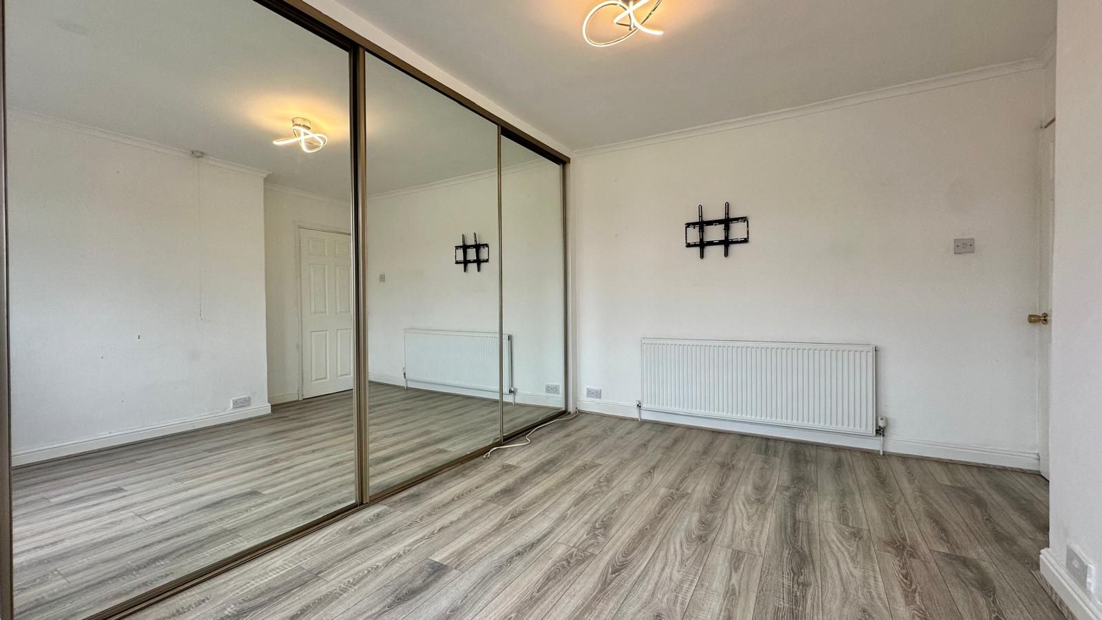 3 bedroom end terraced house For Sale in Coventry - Photograph 10.