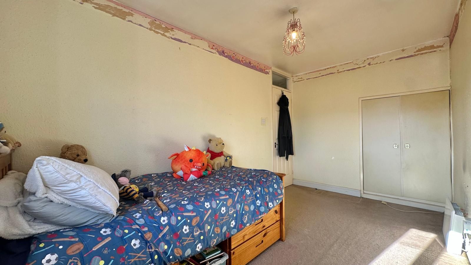 3 bedroom end terraced house For Sale in Coventry - Photograph 12.