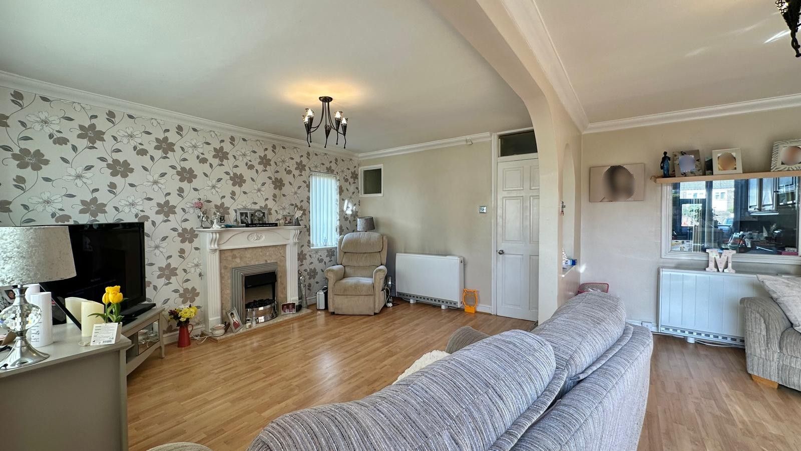 3 bedroom end terraced house For Sale in Coventry - Photograph 5.