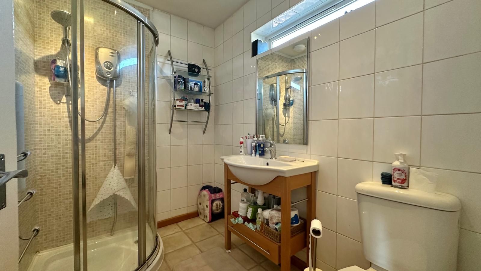 3 bedroom end terraced house For Sale in Coventry - Photograph 14.