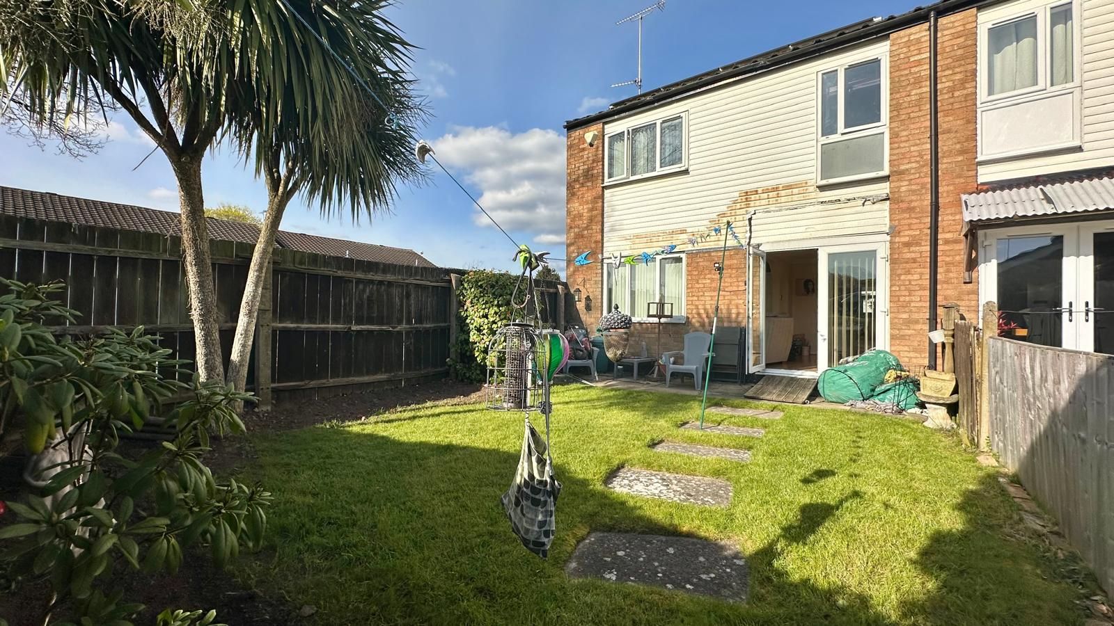 3 bedroom end terraced house For Sale in Coventry - Photograph 16.