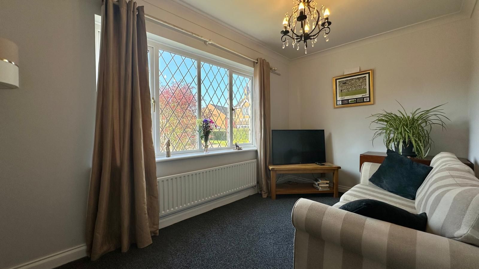 4 bedroom detached house For Sale in Coventry - Photograph 11.