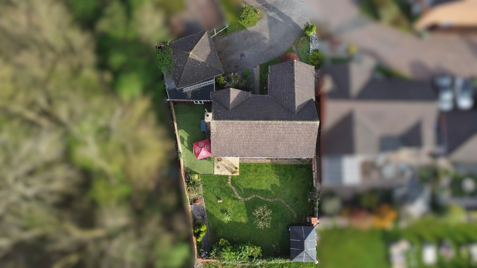 4 bedroom detached house For Sale in Coventry - Photograph 36.