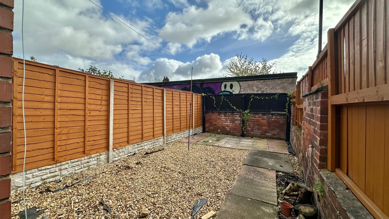 2 bedroom end terraced house For Sale in Coventry - Photograph 14.