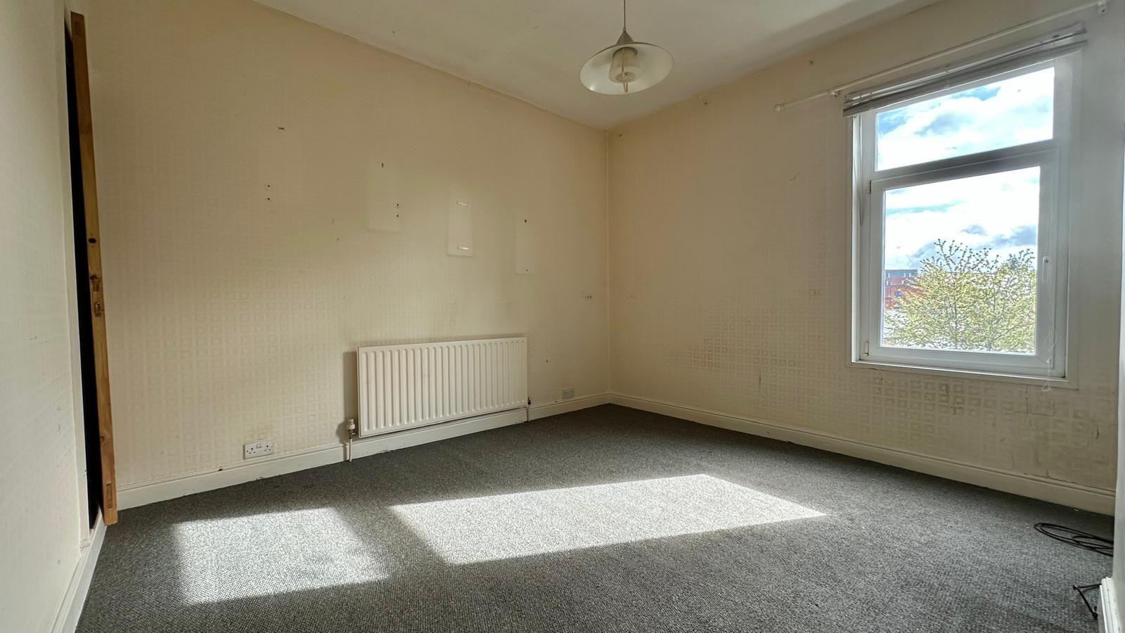 2 bedroom end terraced house For Sale in Coventry - Photograph 10.