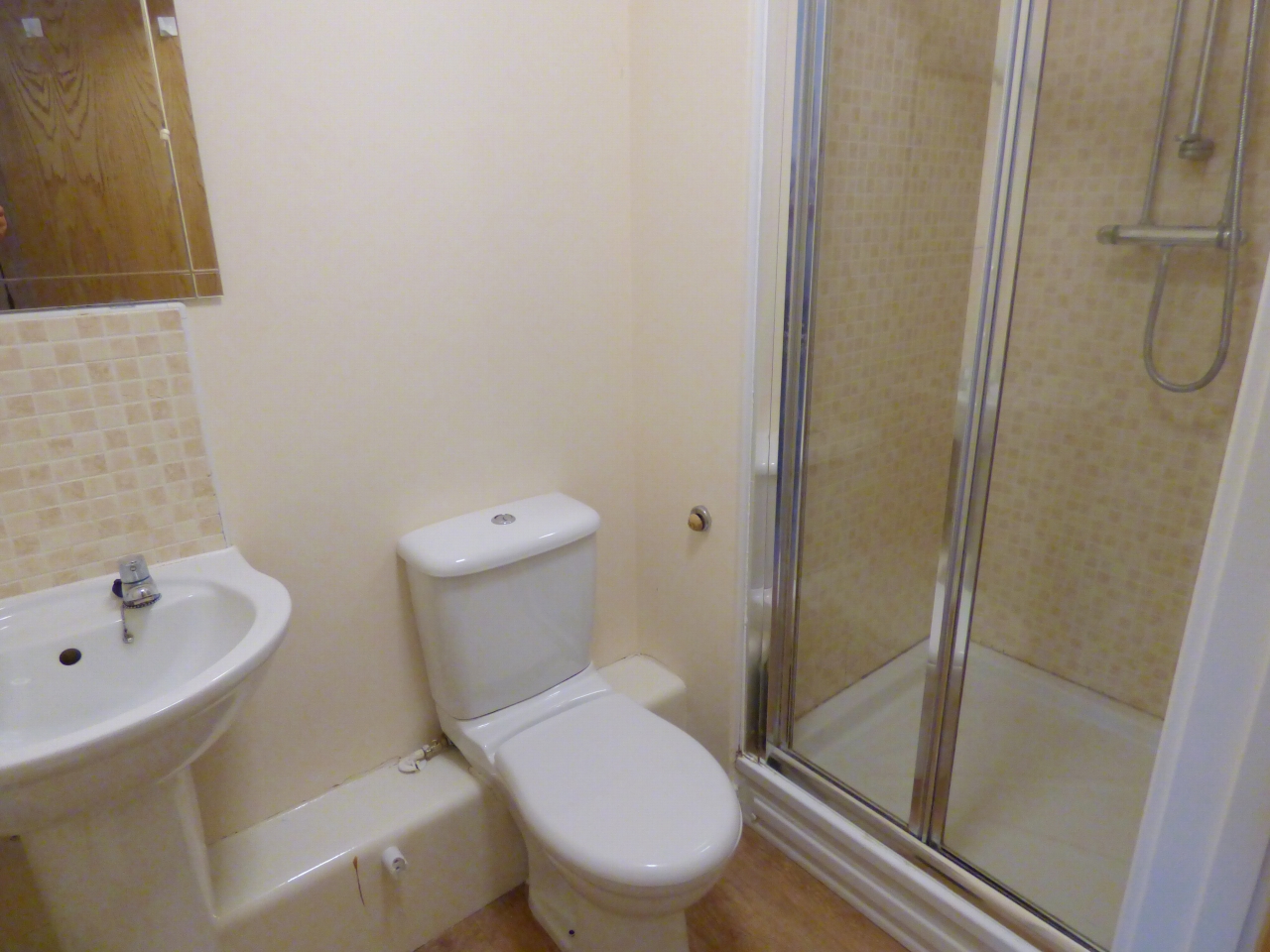 2 bedroom apartment flat/apartment Let Agreed in Coventry - Photograph 7.