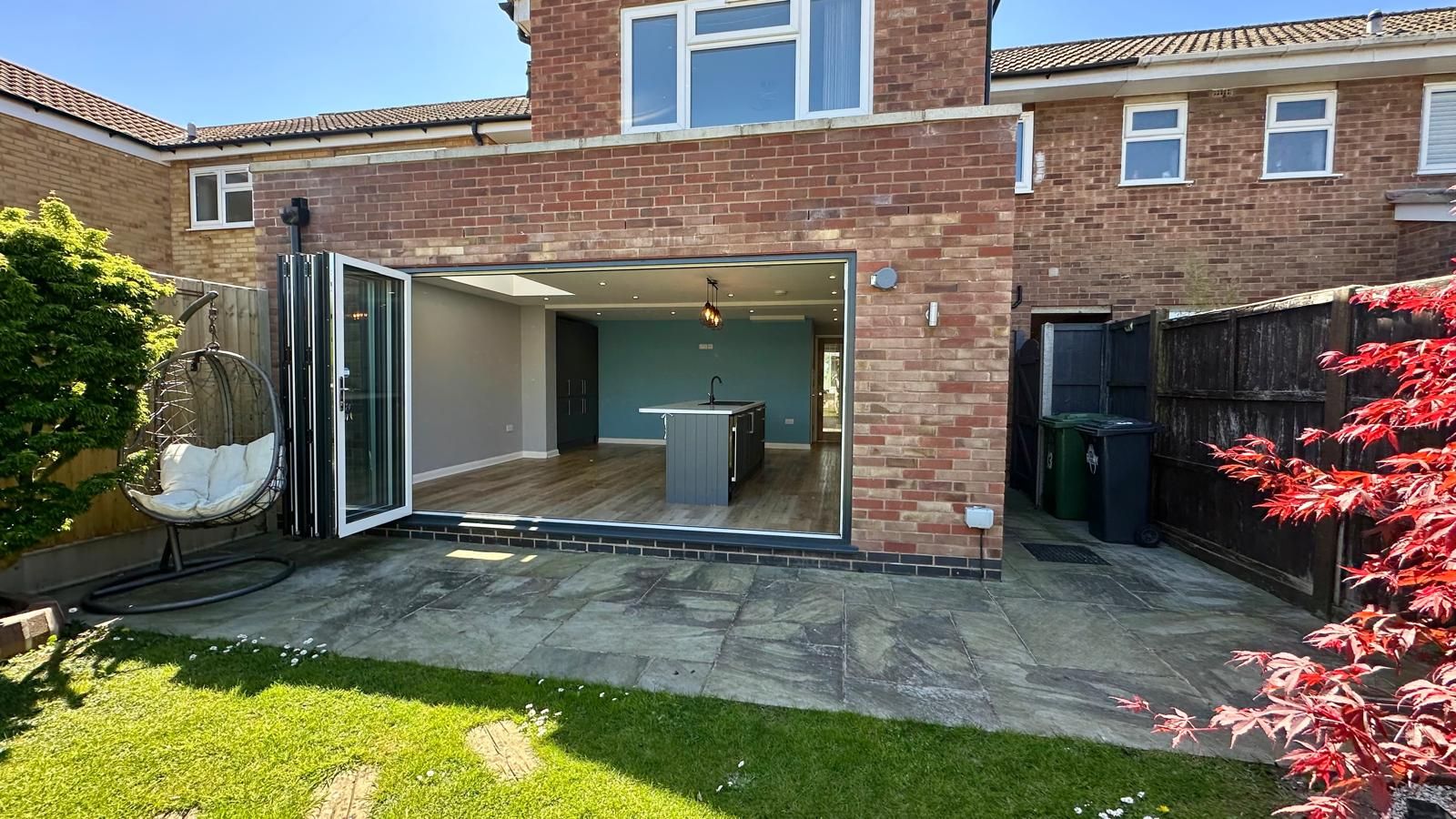 4 bedroom mid terraced house For Sale in Coventry - Photograph 28.