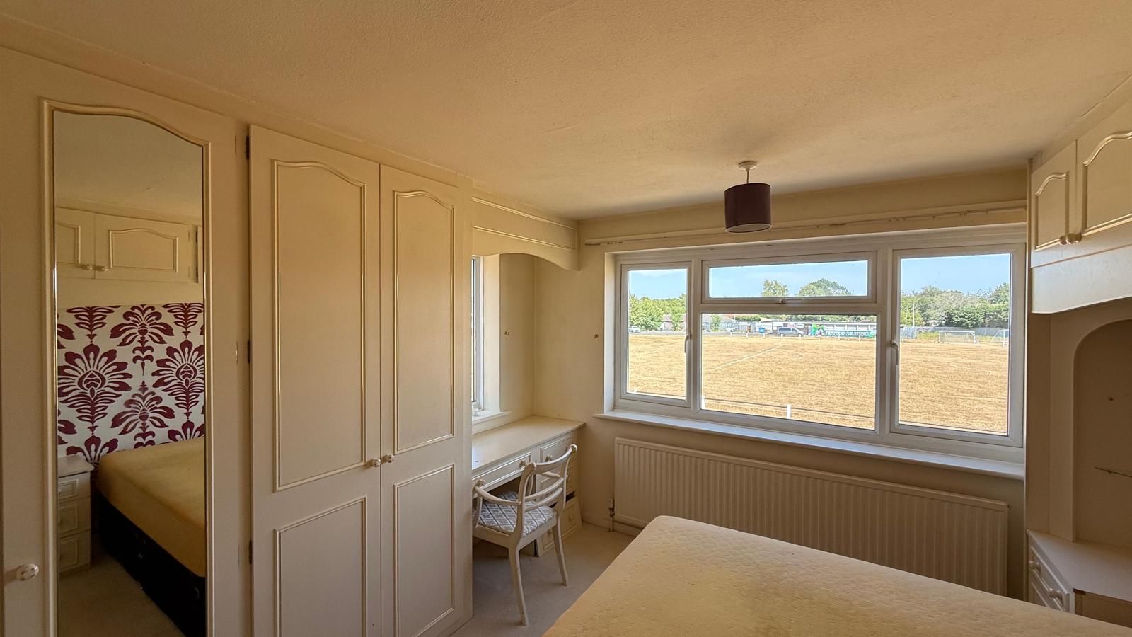 5 bedroom detached house For Sale in Coventry - photograph 14