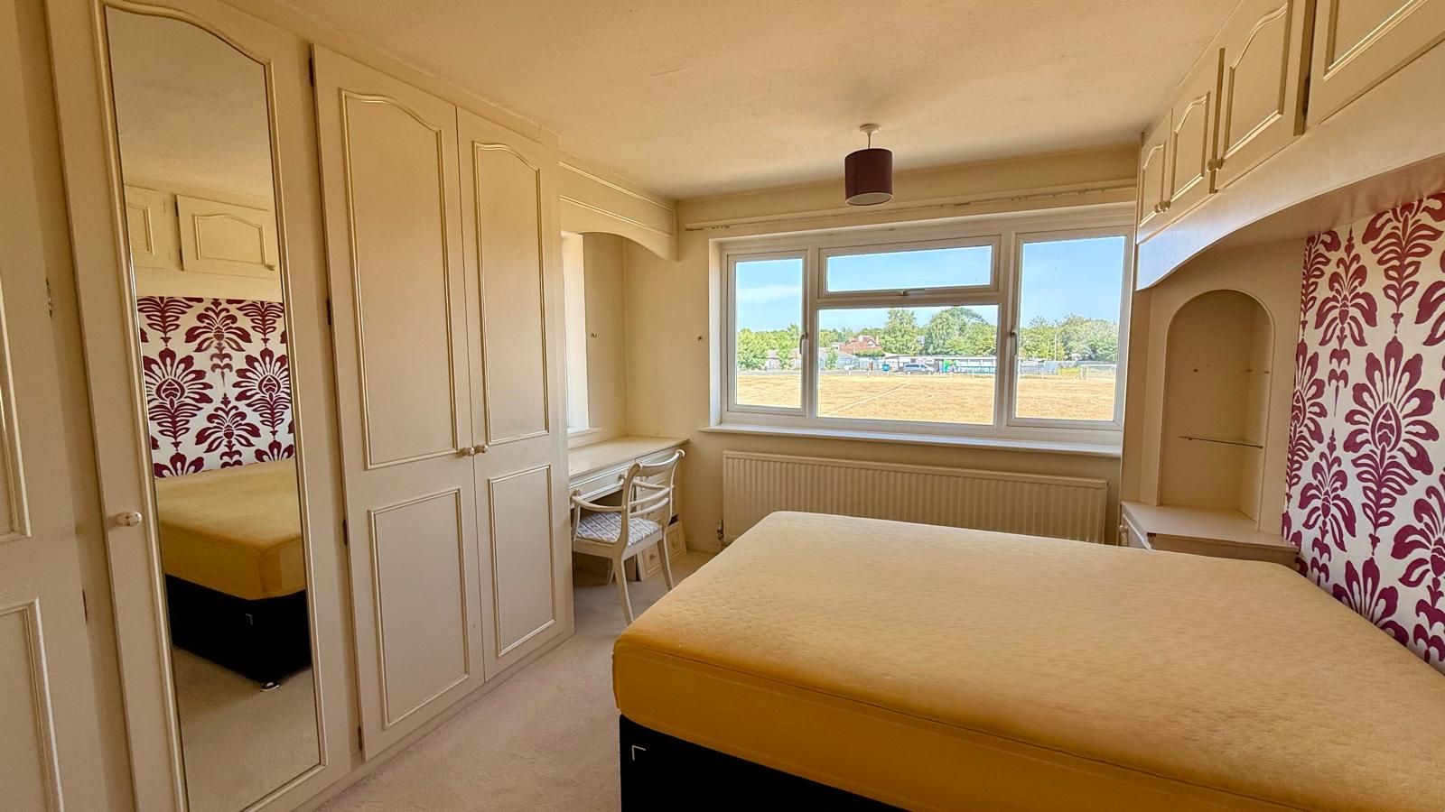 5 bedroom detached house For Sale in Coventry - photograph 15