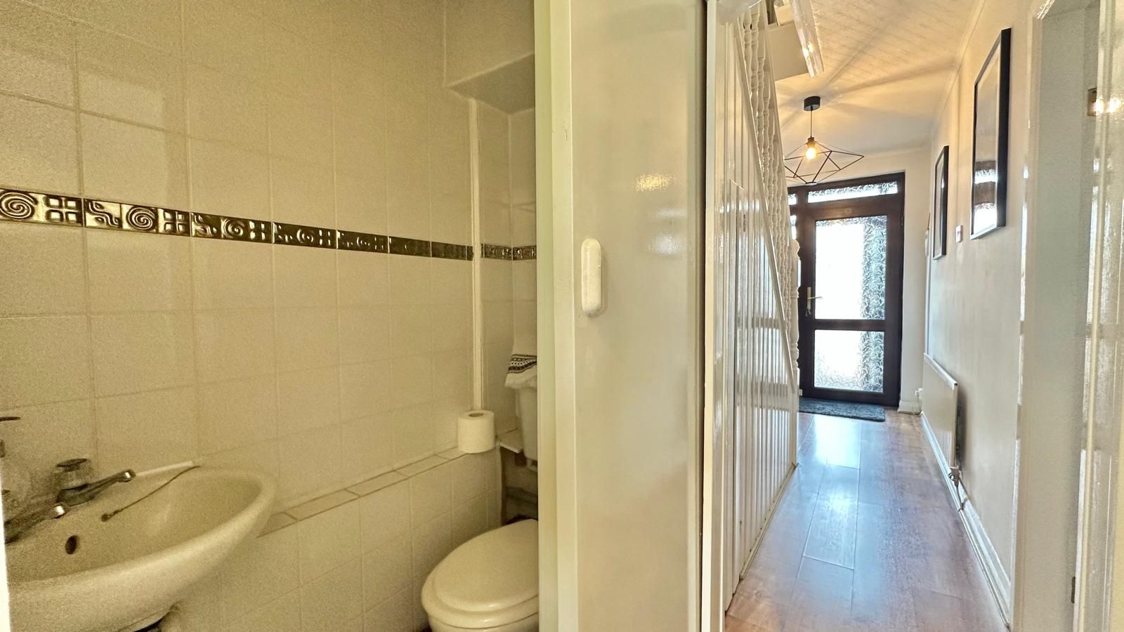 3 bedroom end terraced house For Sale in Coventry - Photograph 12.