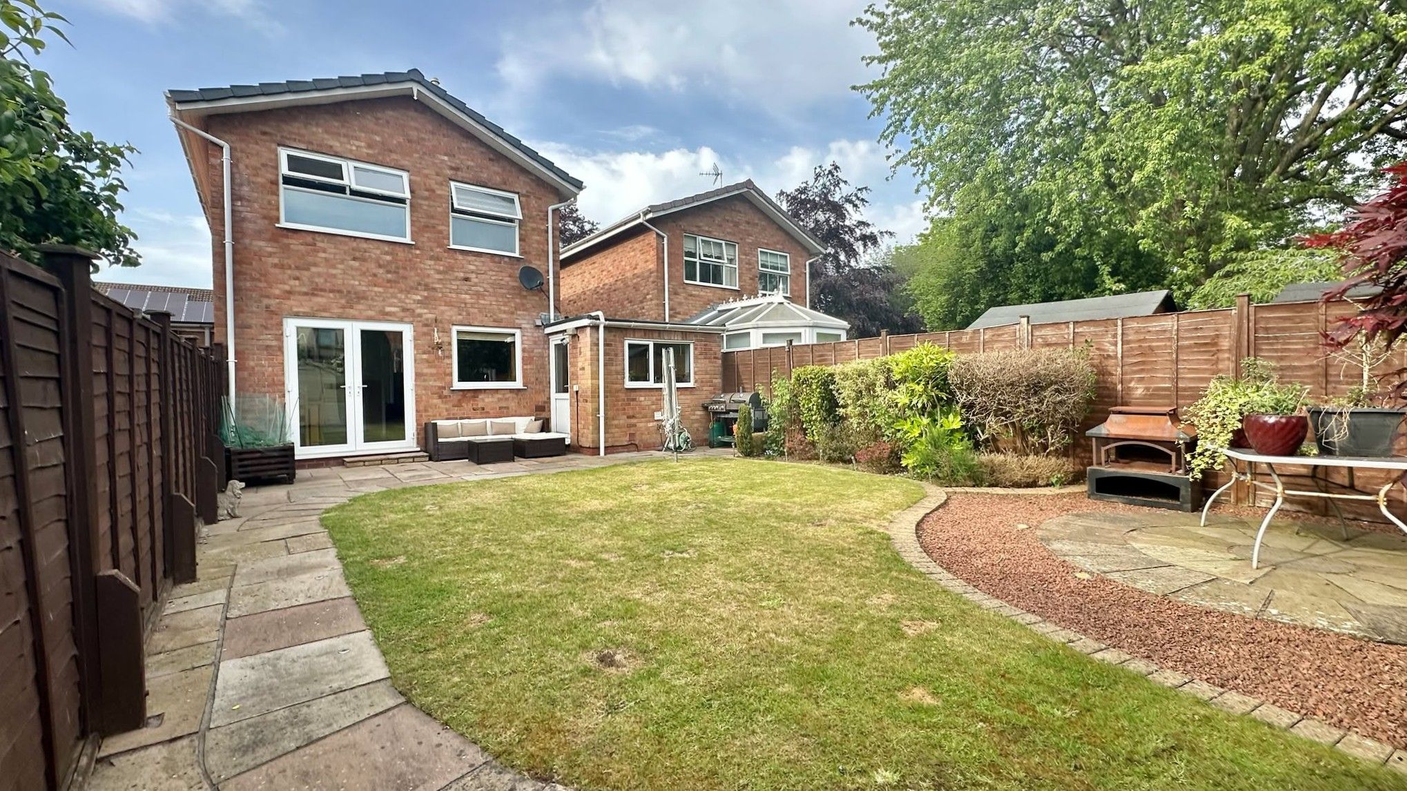 3 bedroom link detached house For Sale in Coventry - Photograph 22.