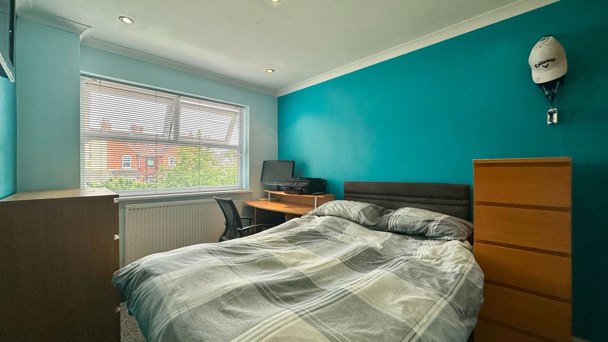 3 bedroom link detached house For Sale in Coventry - Photograph 14.