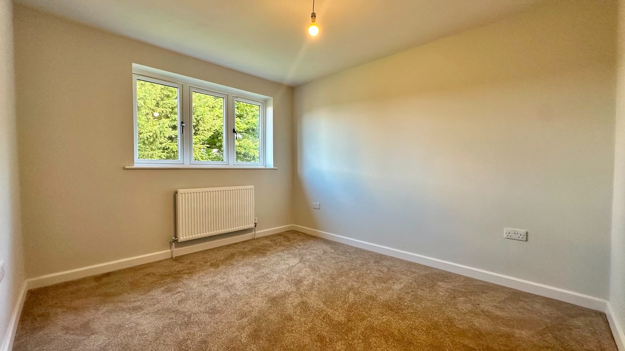 3 bedroom semi-detached house For Sale in Coventry - Photograph 14.