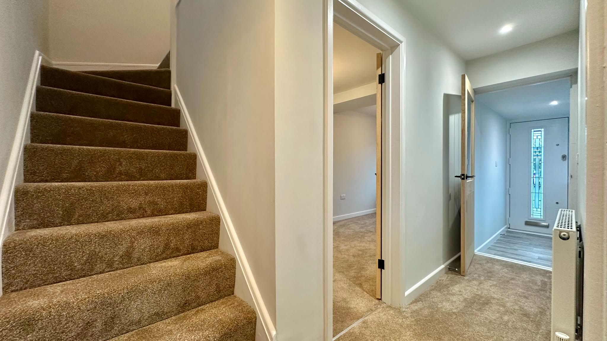 3 bedroom semi-detached house For Sale in Coventry - Photograph 21.