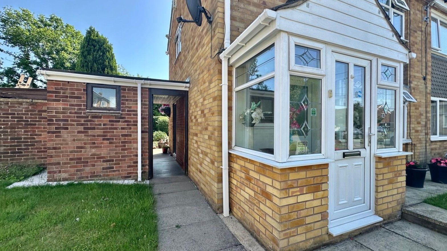 2 bedroom semi-detached house For Sale in Coventry - Photograph 16.
