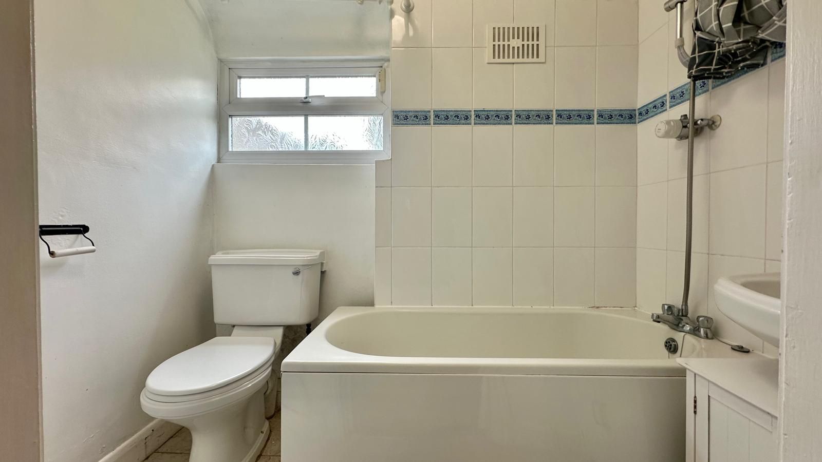 2 bedroom mid terraced house For Sale in Coventry - Photograph 9.