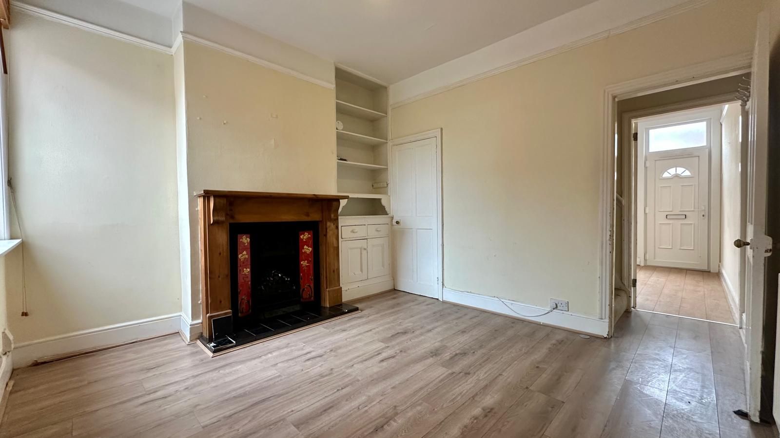 2 bedroom mid terraced house For Sale in Coventry - Photograph 3.
