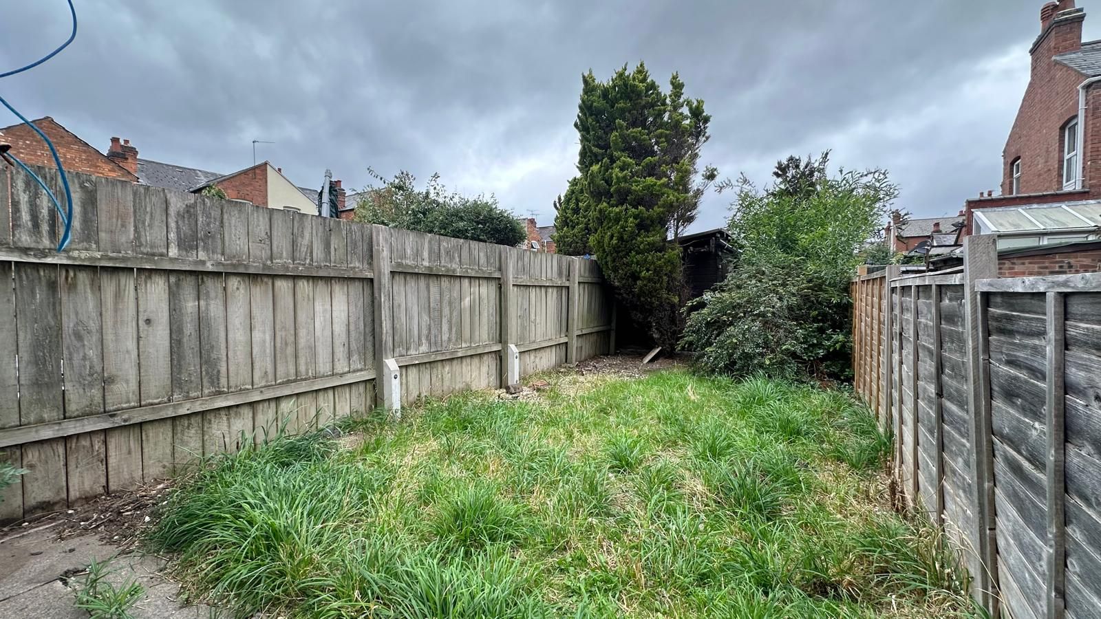 2 bedroom mid terraced house For Sale in Coventry - Photograph 12.