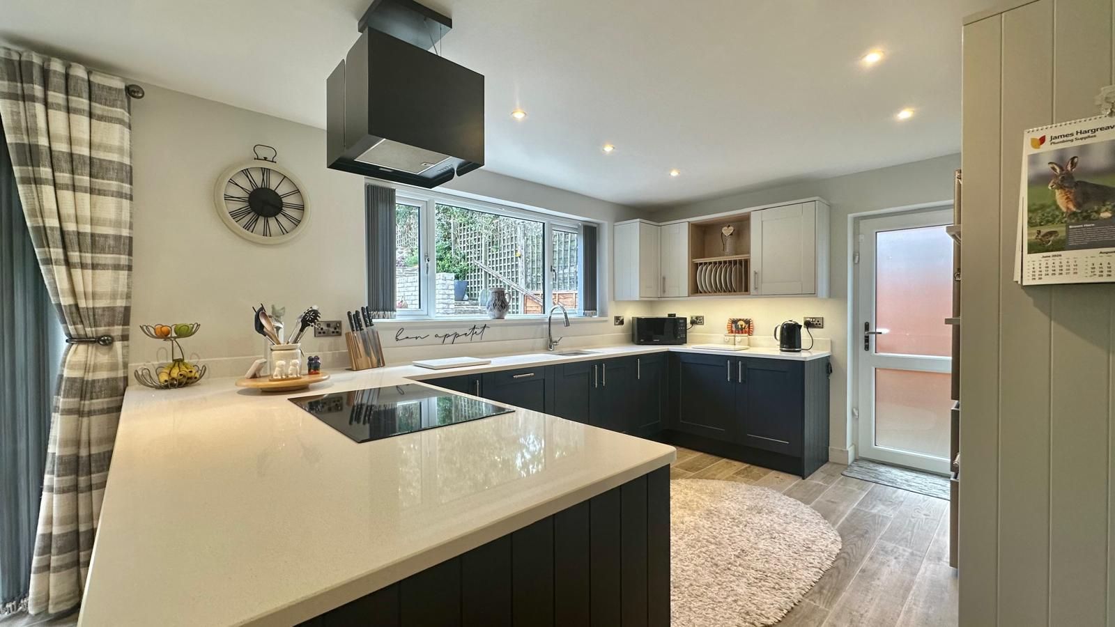 4 bedroom semi-detached dormer house For Sale in Coventry - Photograph 7.