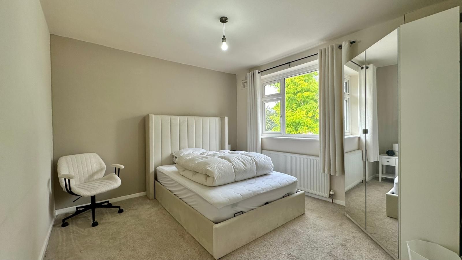 3 bedroom end terraced house For Sale in Coventry - Photograph 14.