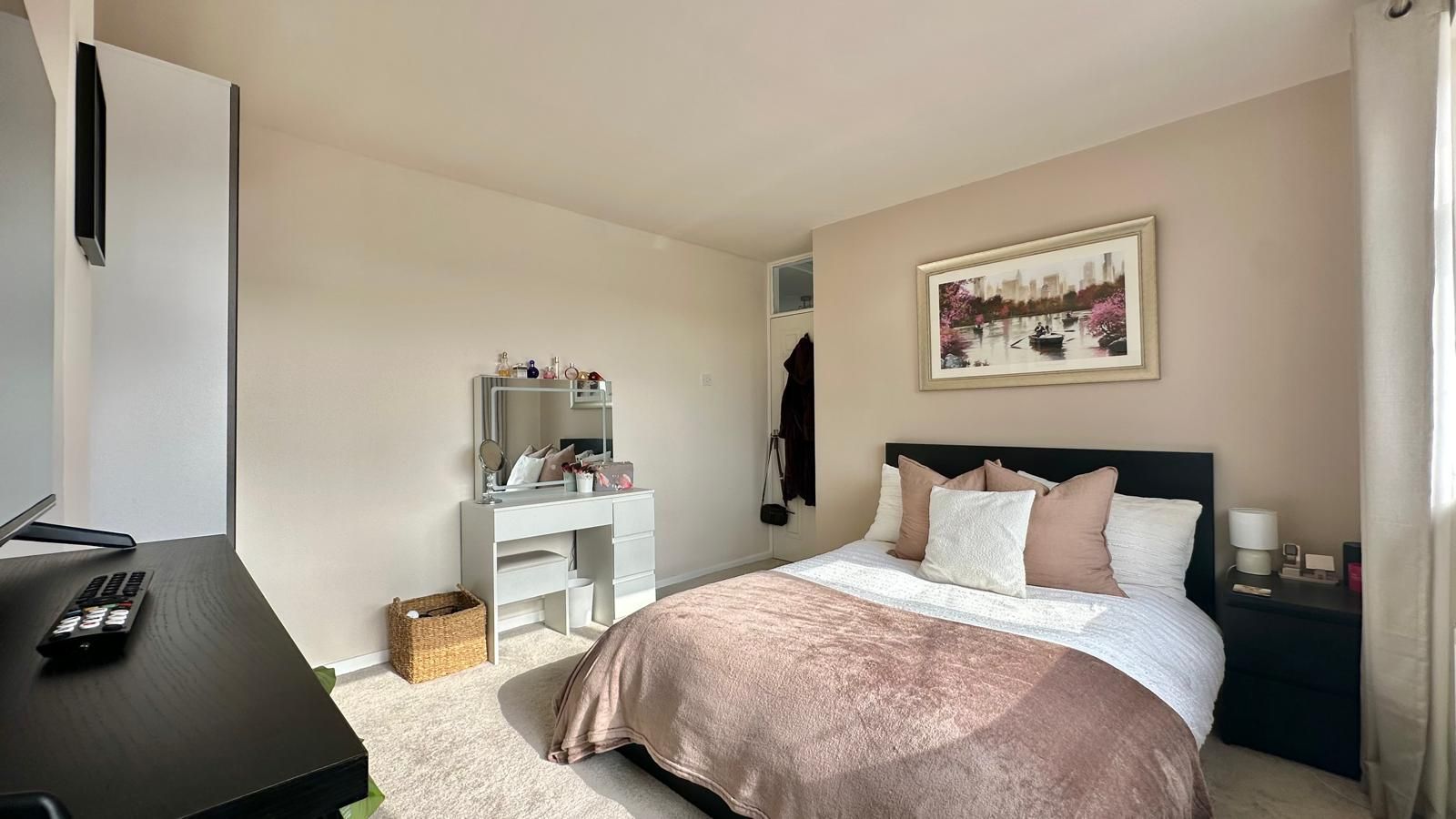3 bedroom end terraced house For Sale in Coventry - Photograph 13.
