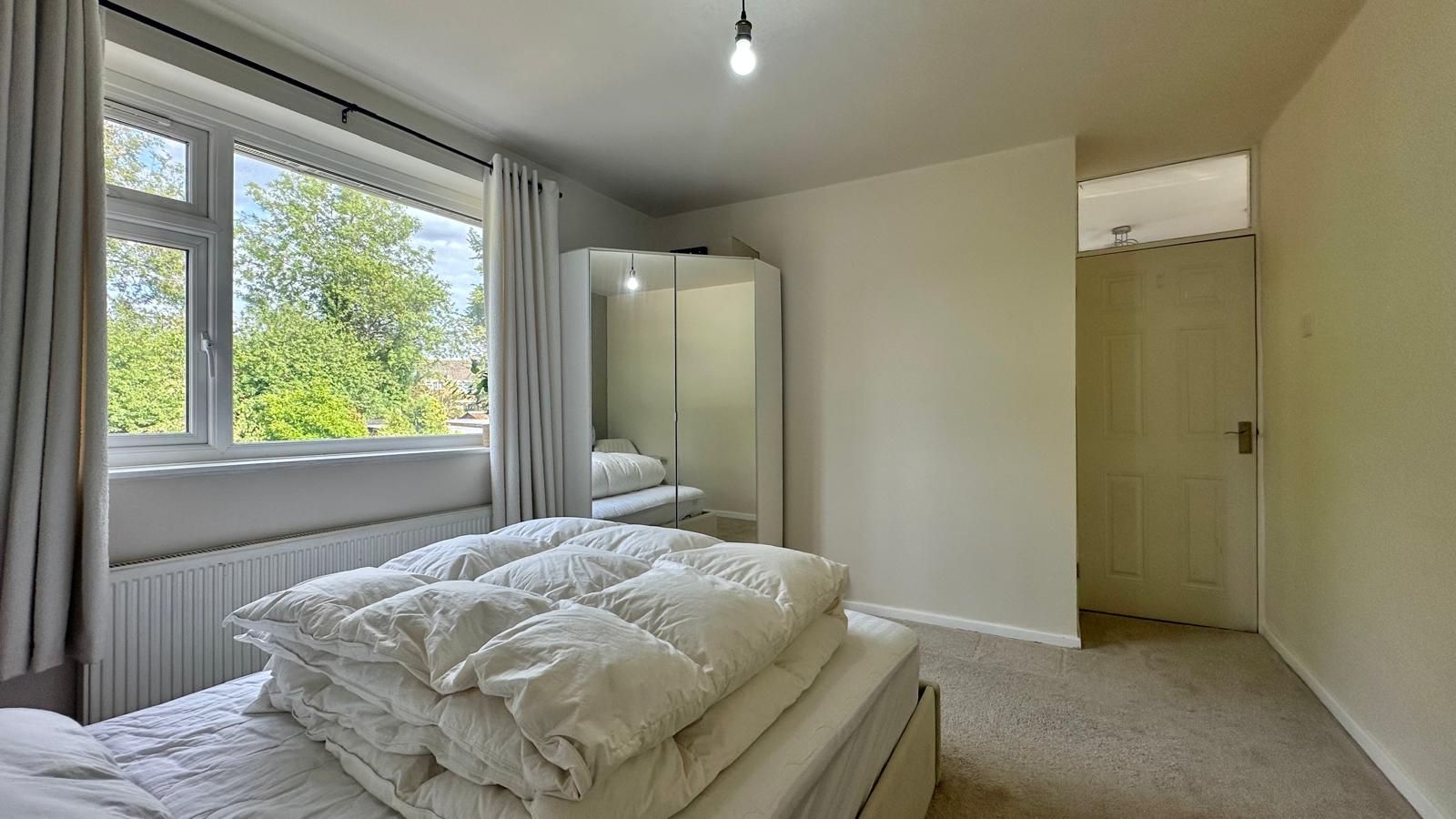 3 bedroom end terraced house For Sale in Coventry - Photograph 15.