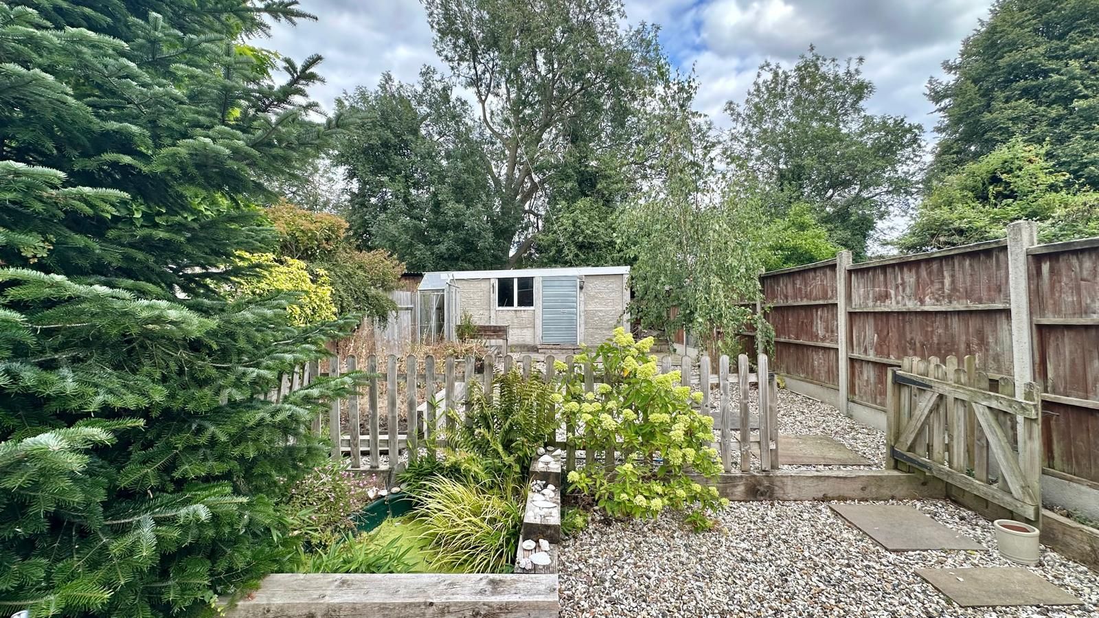 3 bedroom end terraced house For Sale in Coventry - Photograph 23.