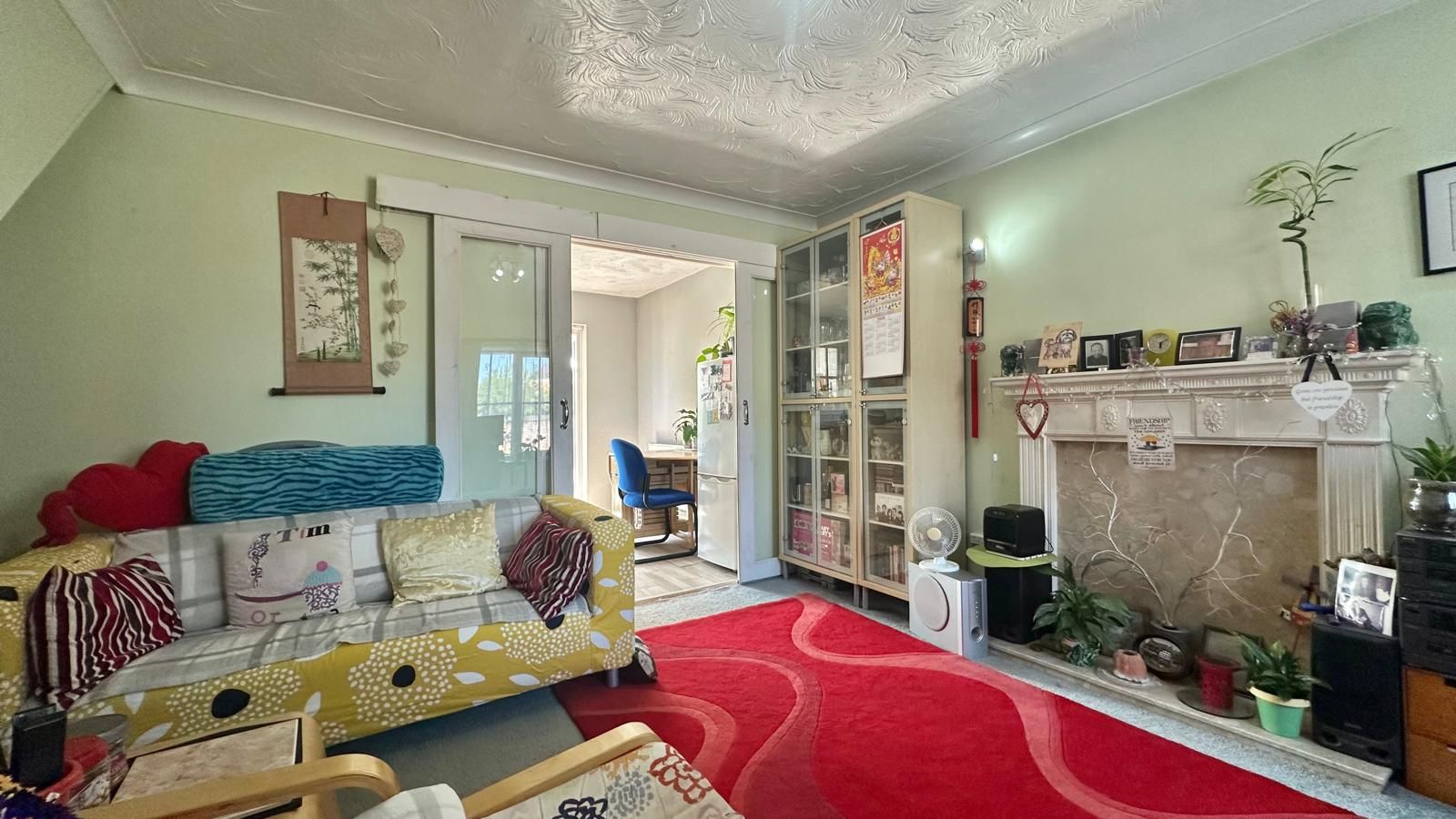 3 bedroom detached house For Sale in Coventry - Photograph 6.