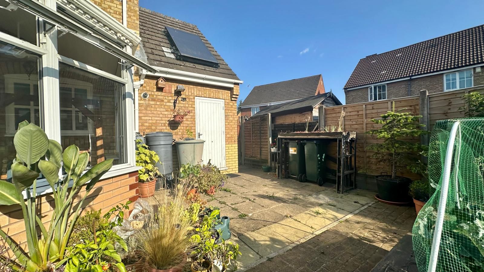 3 bedroom detached house For Sale in Coventry - Photograph 21.