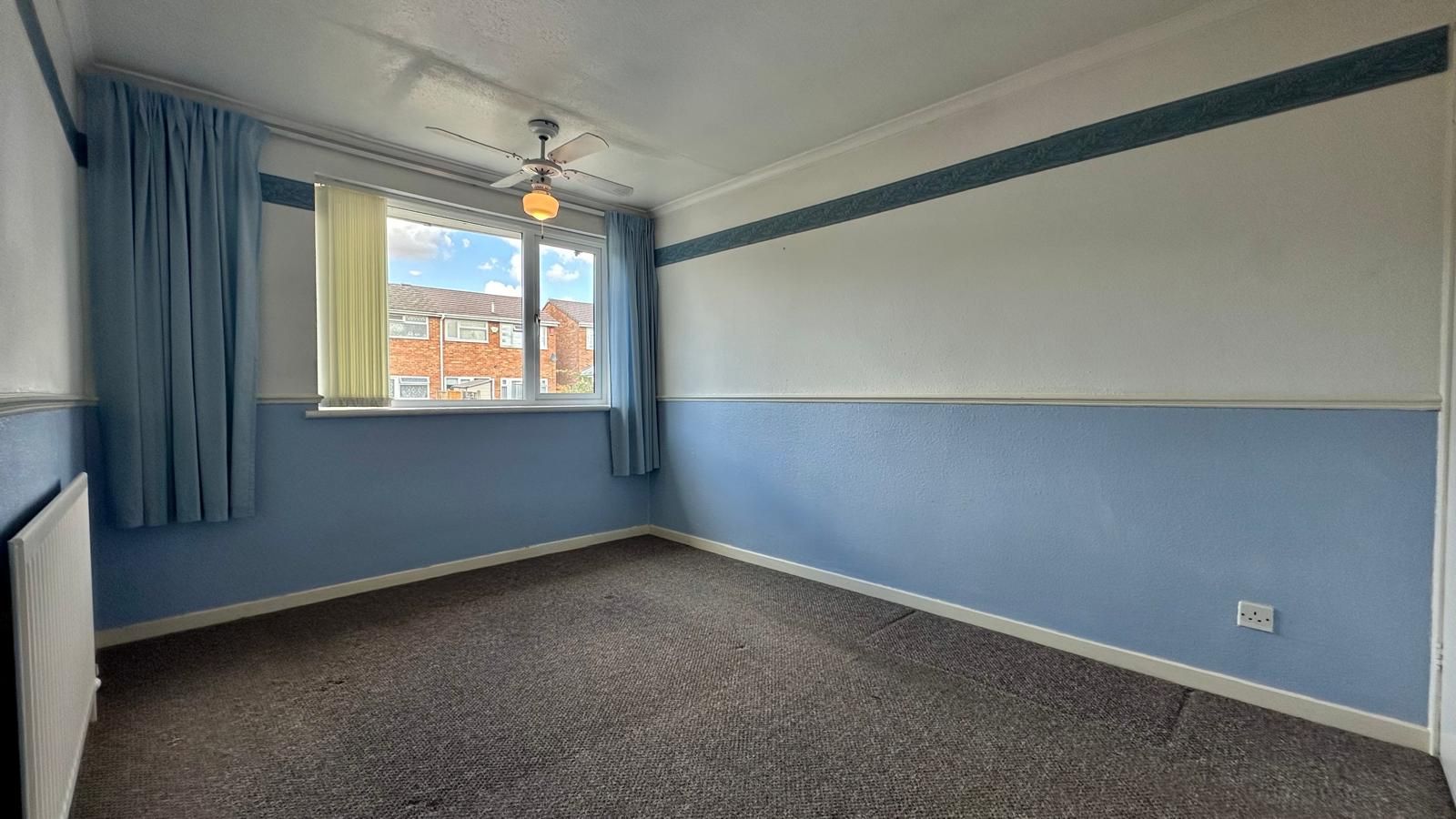 3 bedroom mid terraced house For Sale in Coventry - Photograph 12.