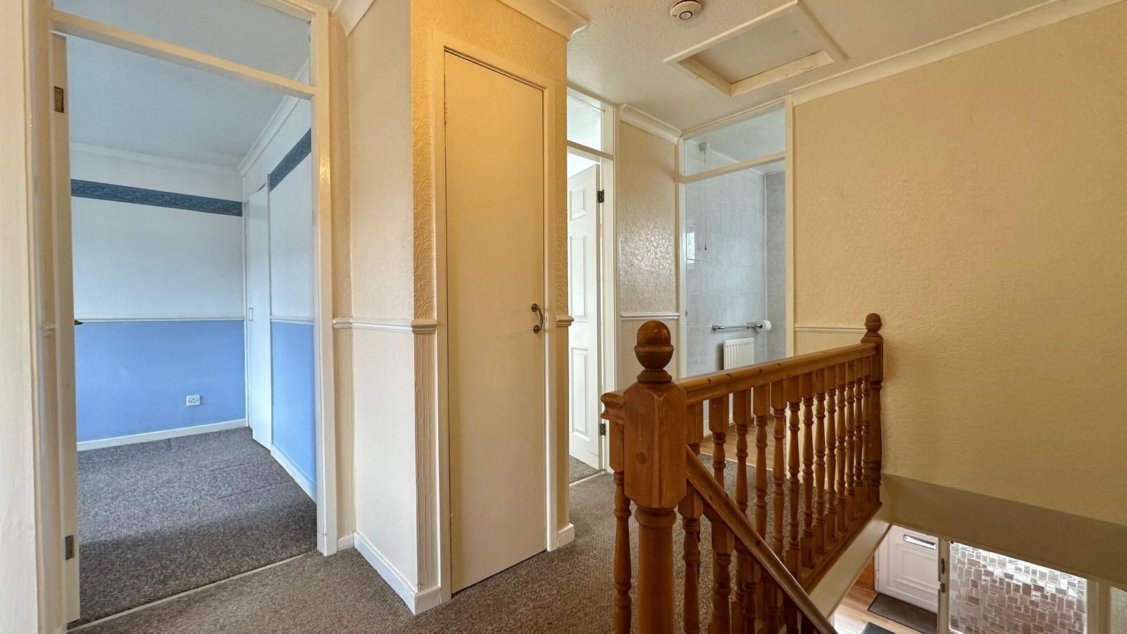 3 bedroom mid terraced house For Sale in Coventry - Photograph 9.
