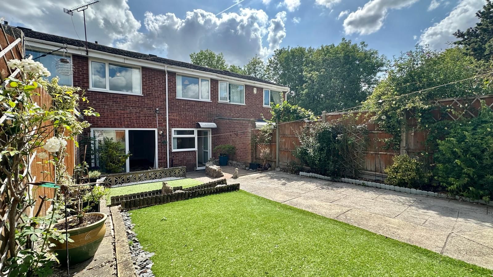 3 bedroom mid terraced house For Sale in Coventry - Photograph 17.