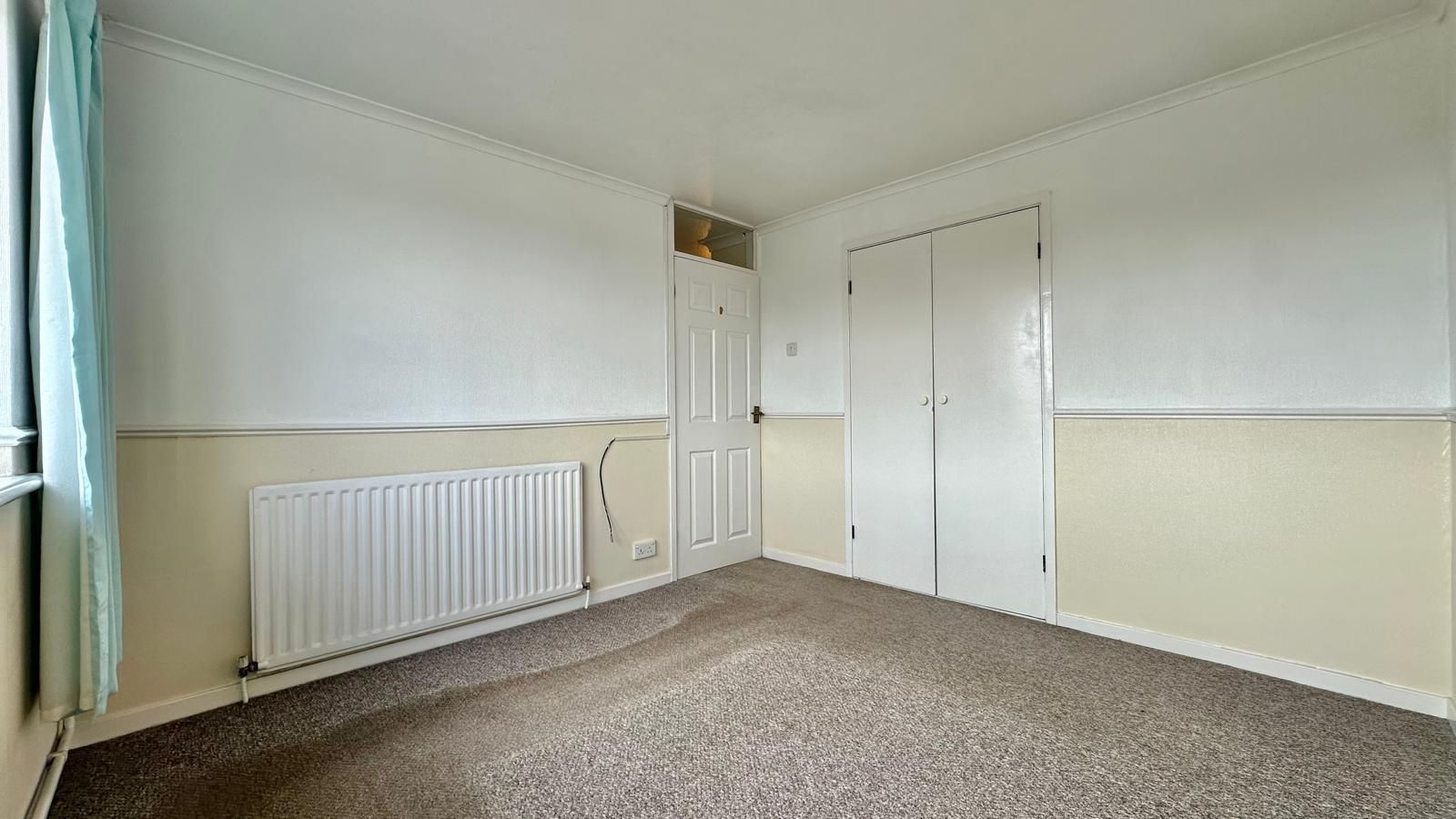 3 bedroom mid terraced house For Sale in Coventry - Photograph 10.
