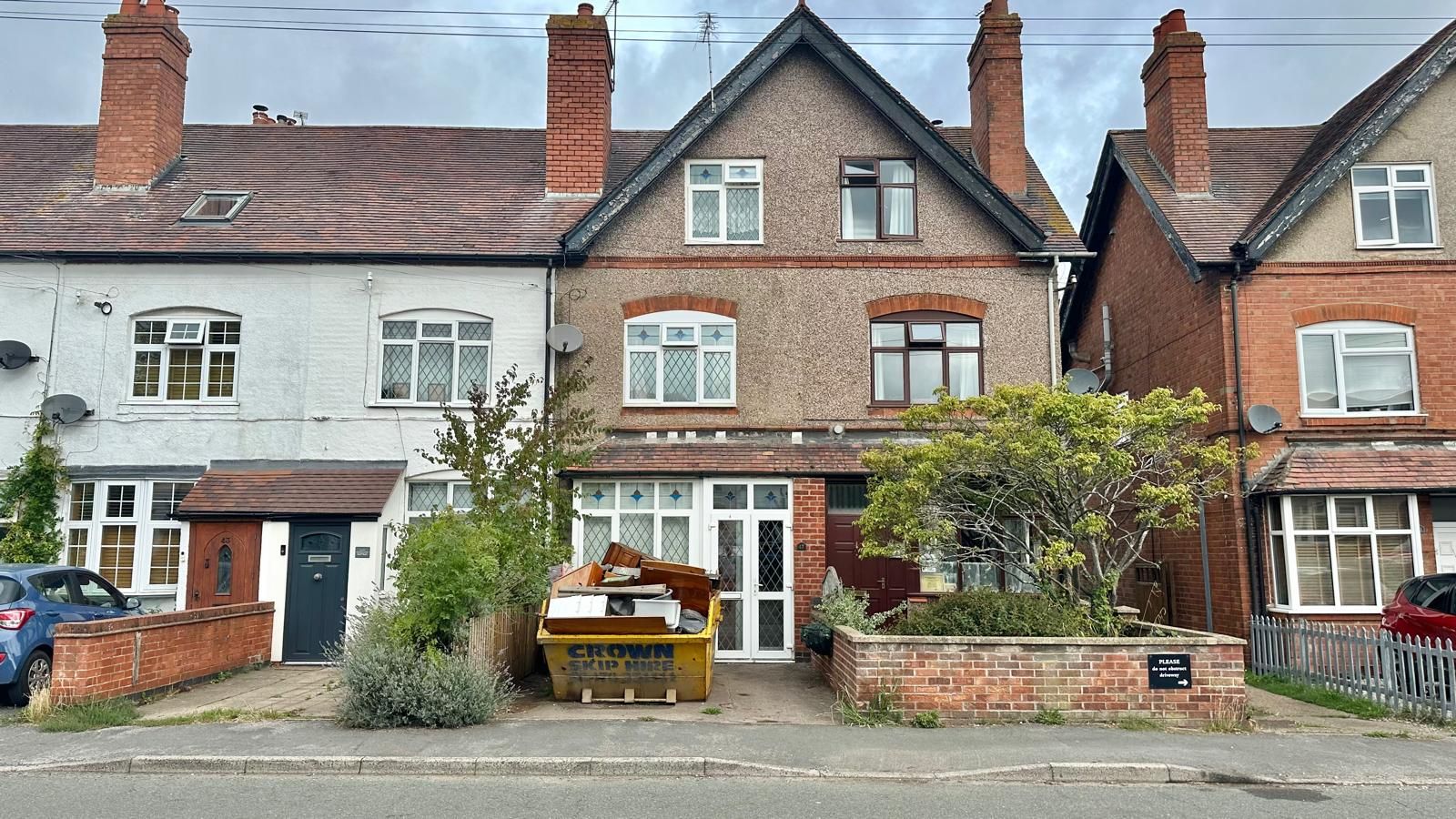 3 bedroom mid terraced house For Sale in Coventry - Property photograph.
