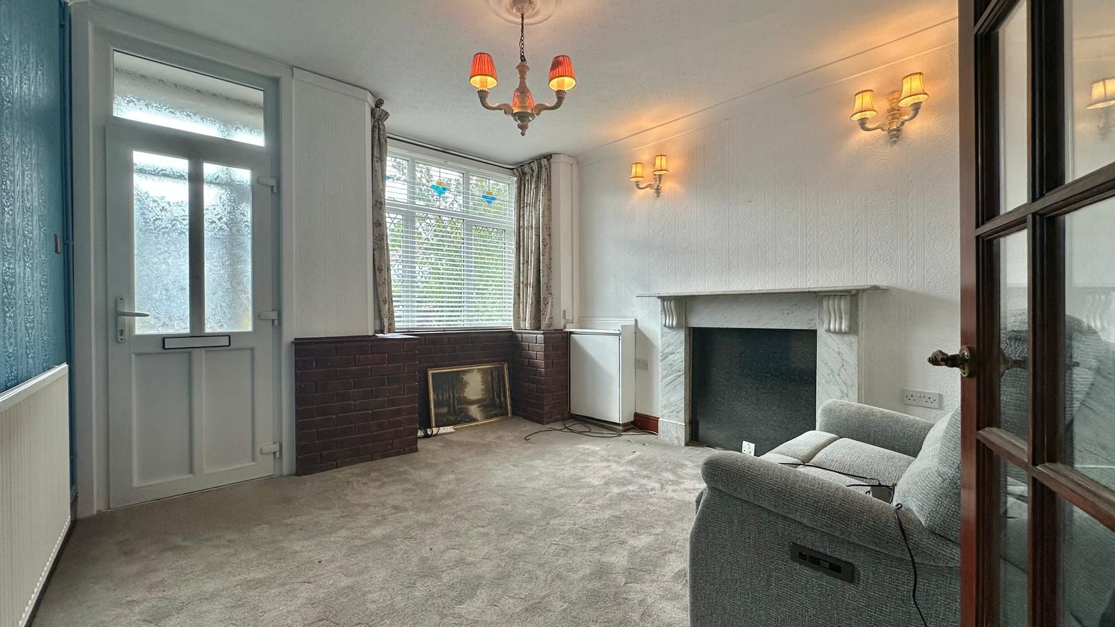 3 bedroom mid terraced house For Sale in Coventry - Property photograph.
