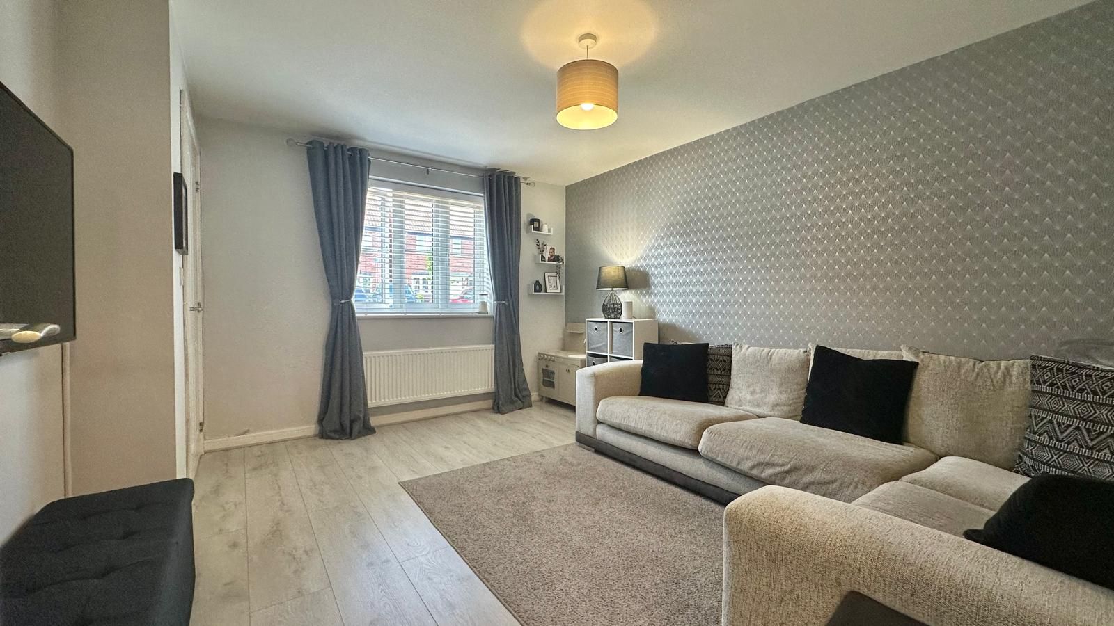 3 bedroom mid terraced house For Sale in Coventry - Photograph 7.
