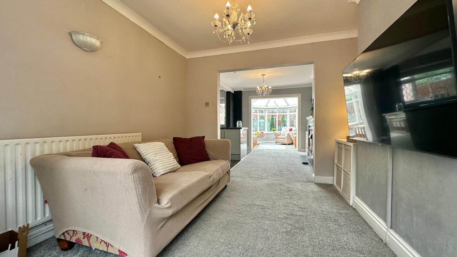 3 bedroom semi-detached house For Sale in Coventry - Photograph 5.