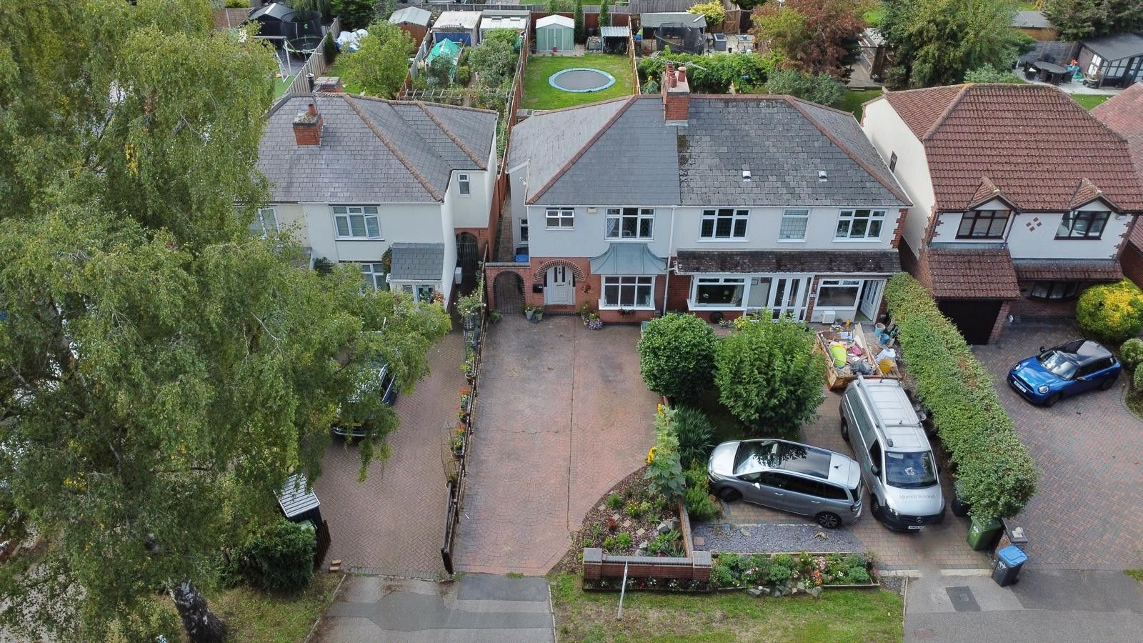 3 bedroom semi-detached house For Sale in Coventry - Photograph 28.
