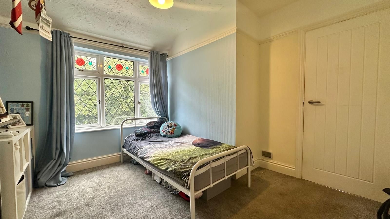 3 bedroom semi-detached house For Sale in Coventry - Photograph 15.
