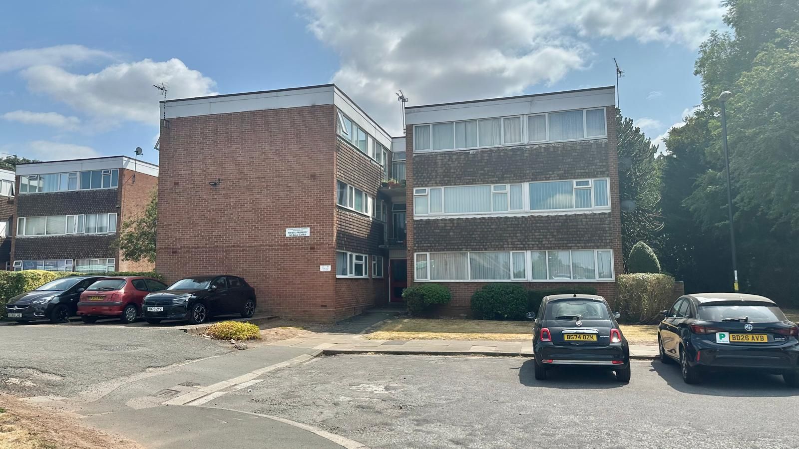 2 bedroom apartment flat/apartment To Let in Coventry - Photograph 1.