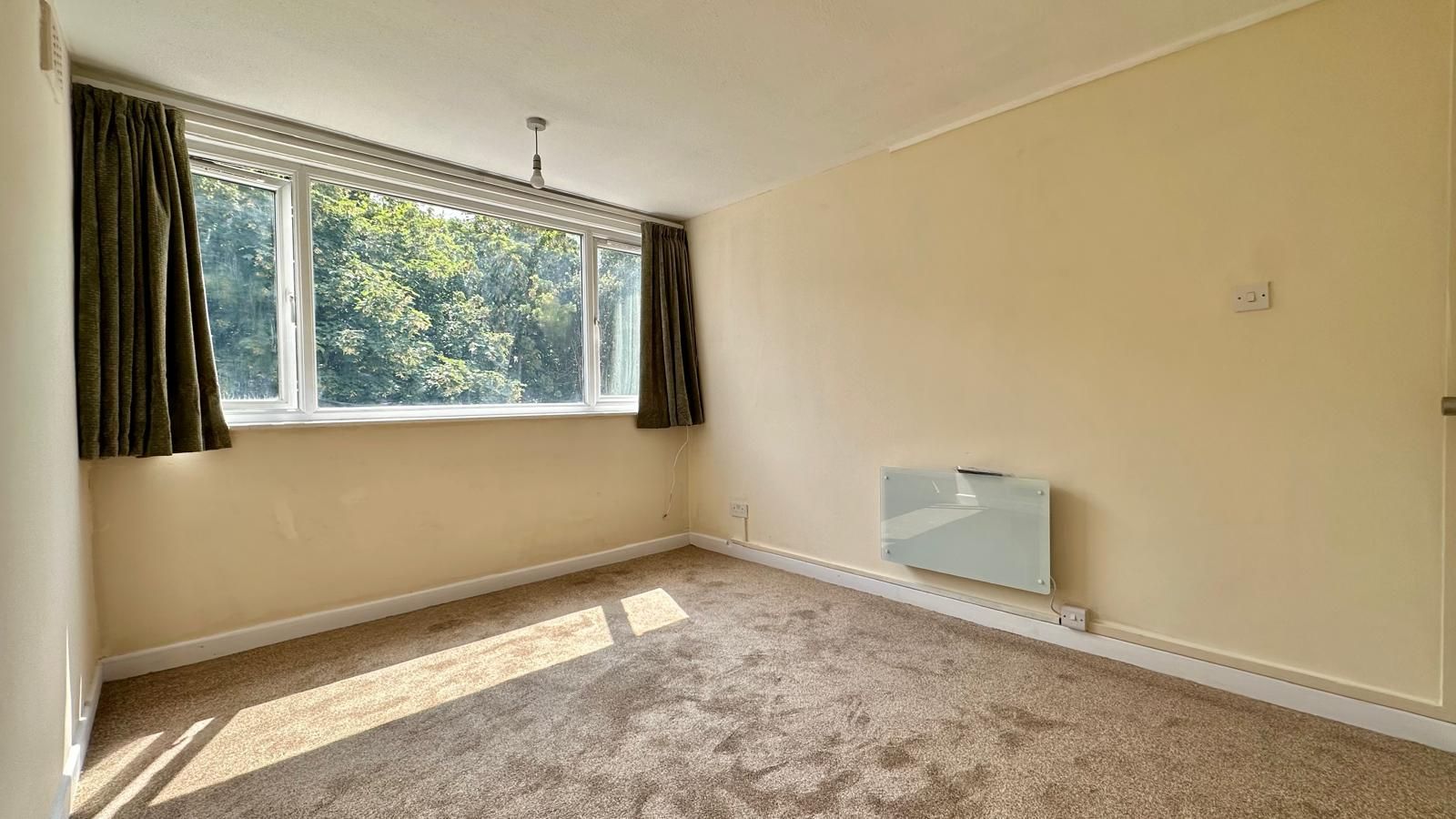 2 bedroom apartment flat/apartment To Let in Coventry - Photograph 9.