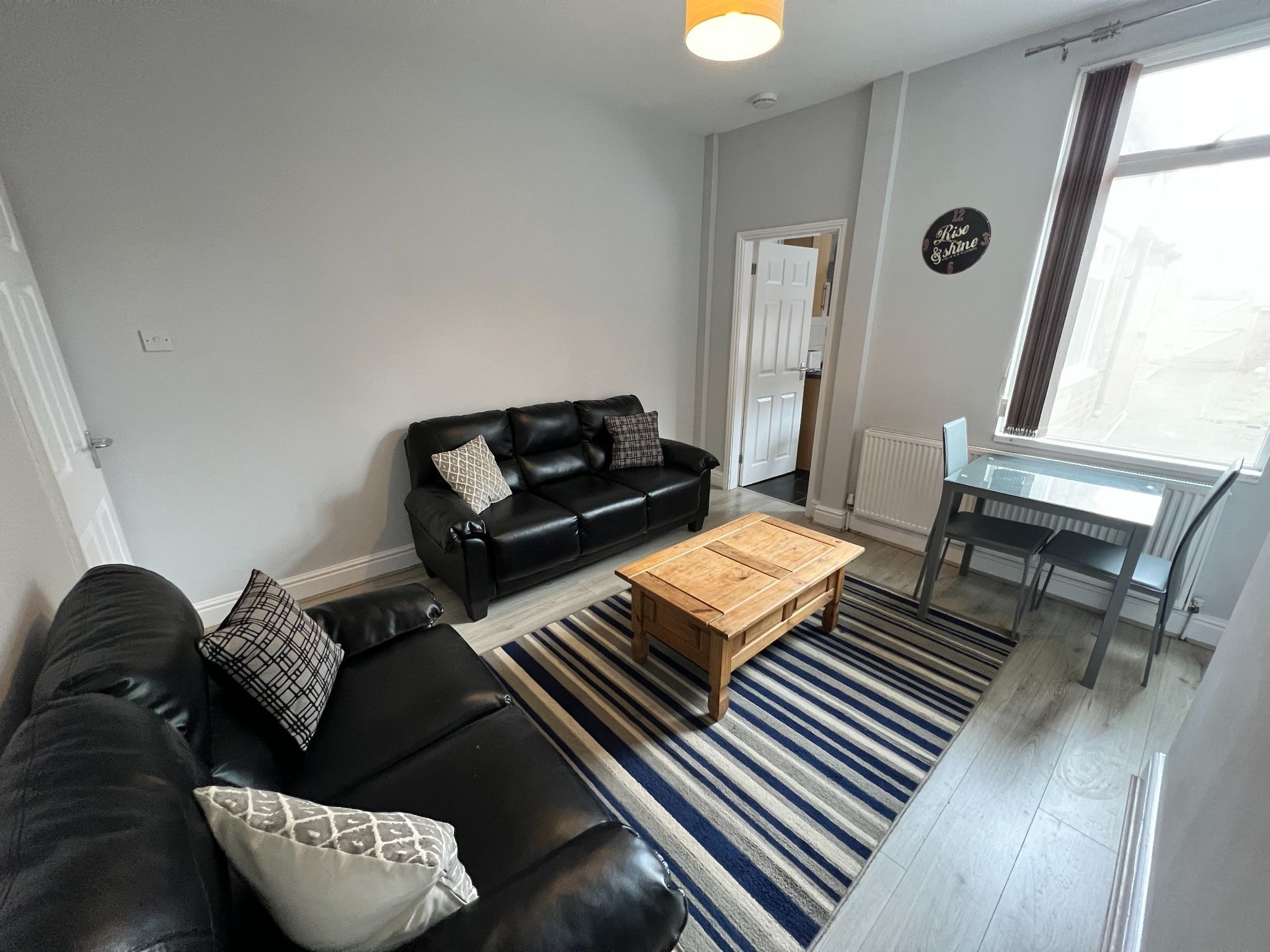 4 bedroom mid terraced house Let in Coventry - Photograph 13.
