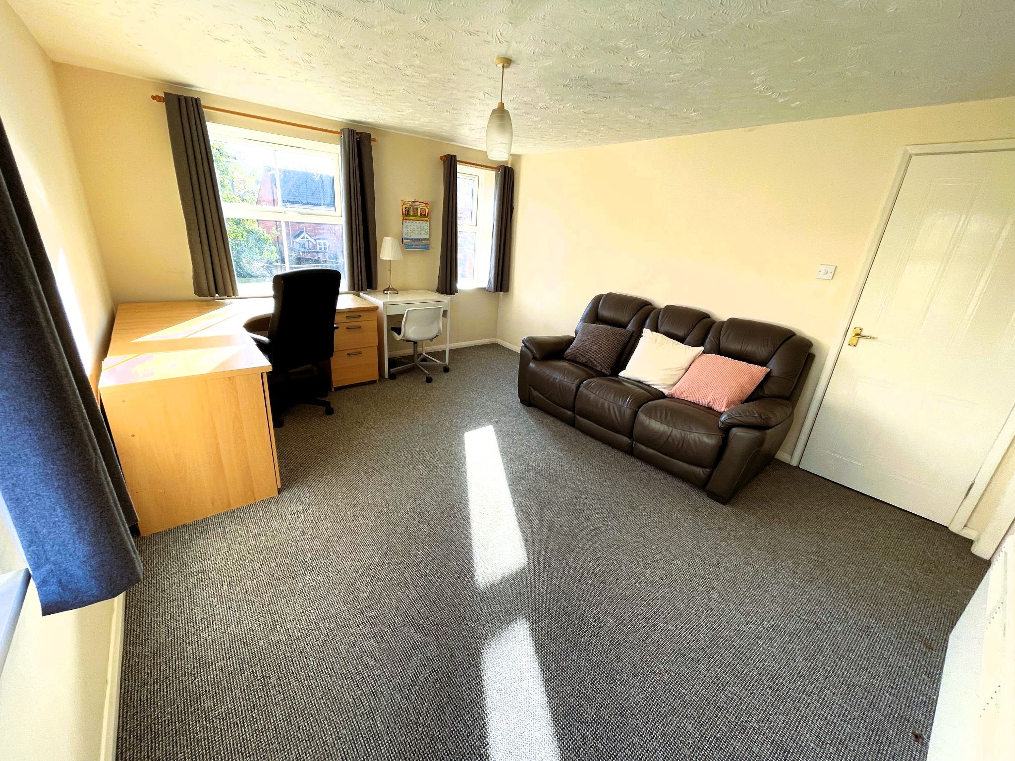 1 bedroom apartment flat/apartment To Let in Coventry - Photograph 2.