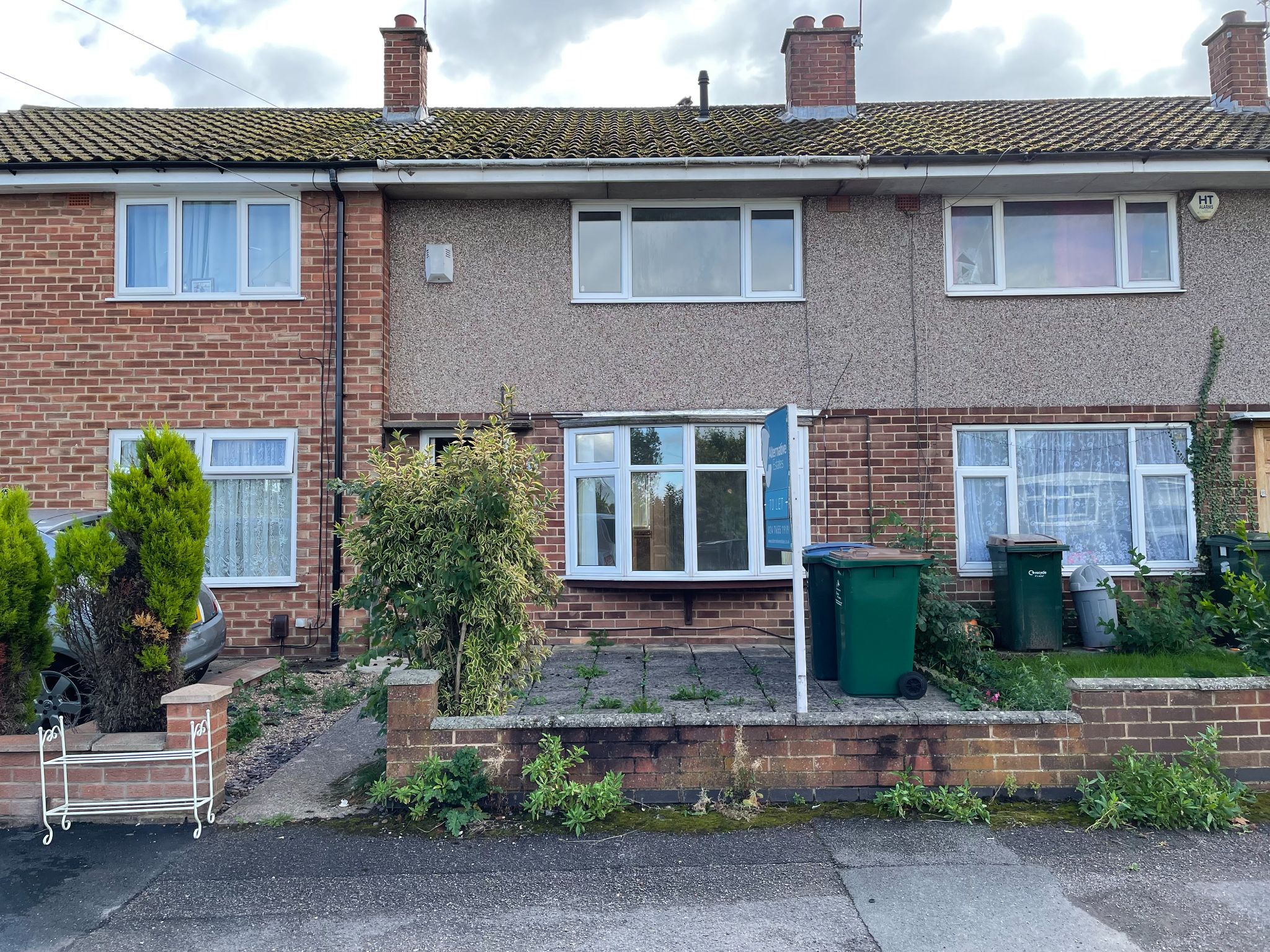 2 bedroom mid terraced house Let in Coventry - Photograph 1.