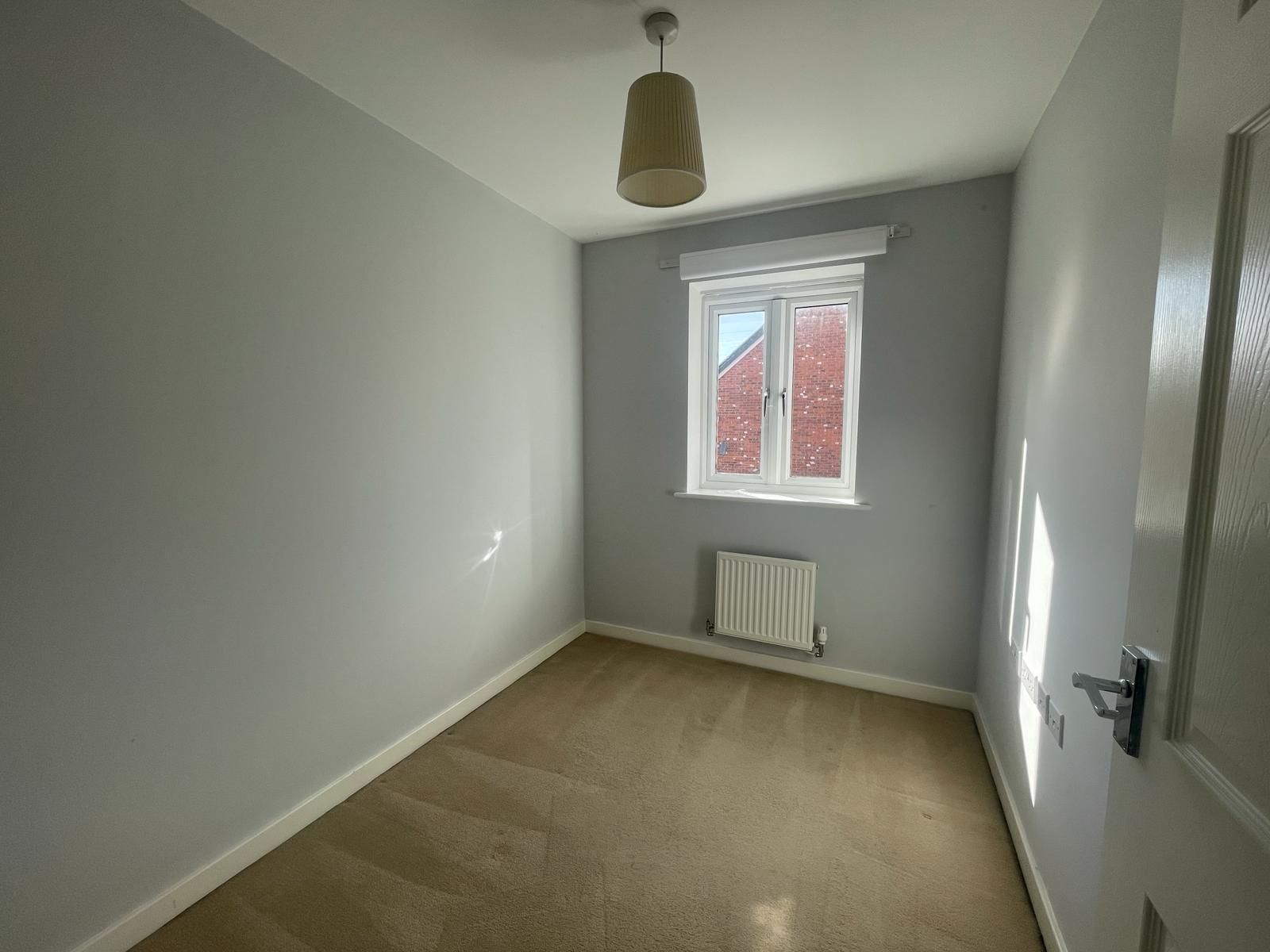 3 bedroom end terraced house Sold in Coventry - Photograph 8.