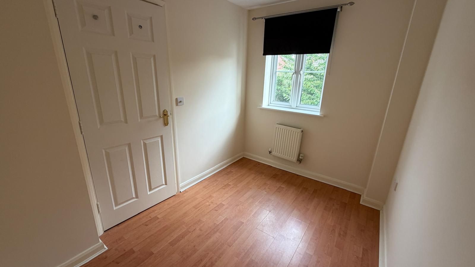 3 bedroom mid terraced house Let Agreed in Rugby - Photograph 9.
