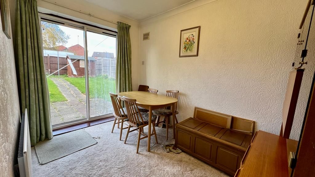 3 bedroom detached bungalow Sold in Coventry - Photograph 7.